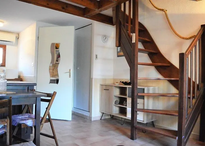 Bo210-203 Mazet 2 Pieces Mezzanine 6 Couchages Bormes Les Mimosas La Favière