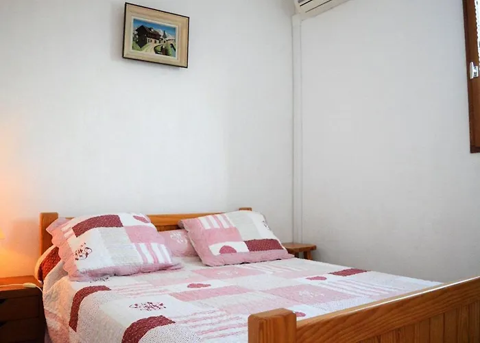 Bo210-203 Mazet 2 Pieces Mezzanine 6 Couchages Bormes Les Mimosas Villa *